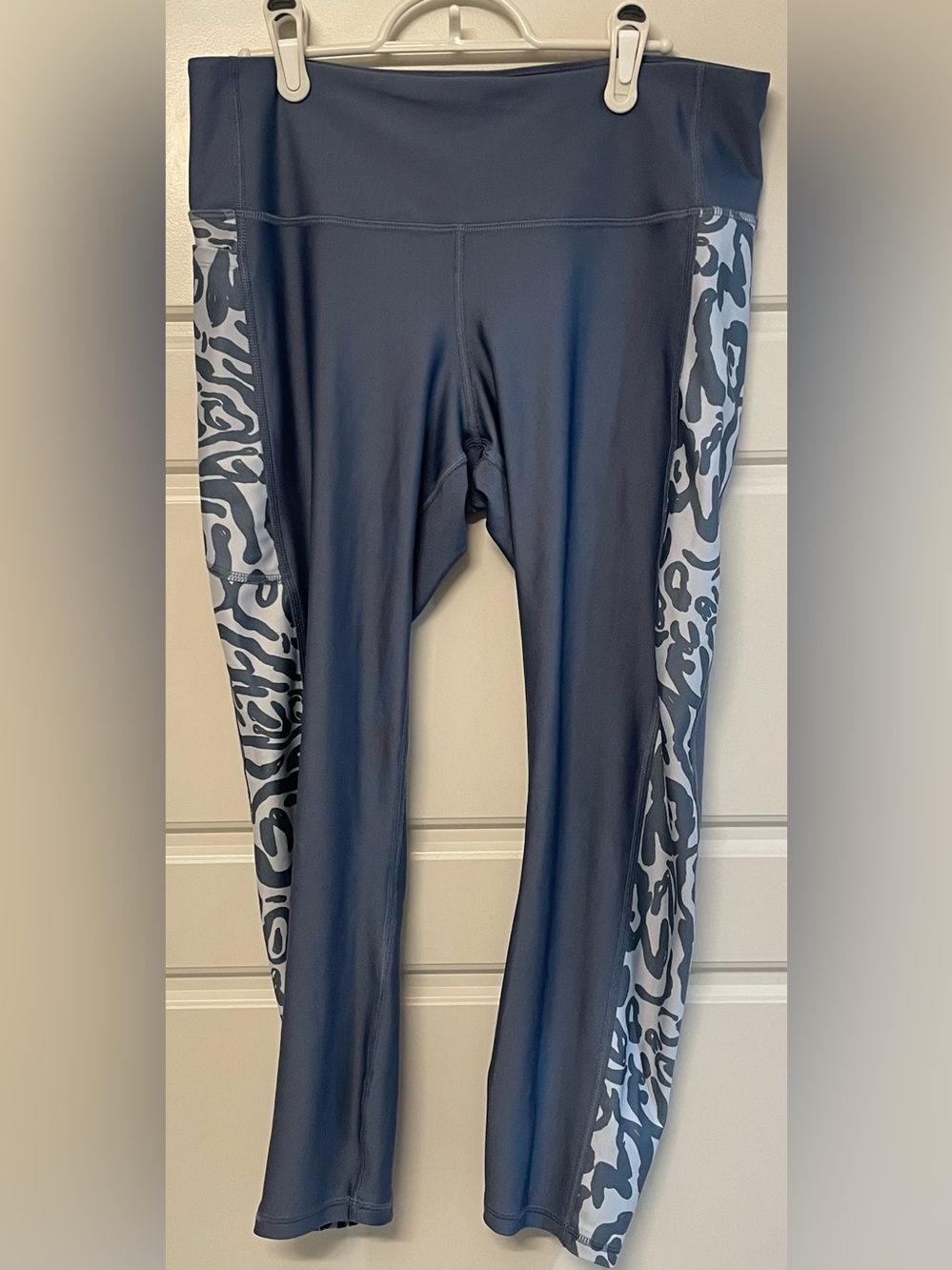 Under Armour Blue Capri Leggings with Baby Blue Abstract Side Panels